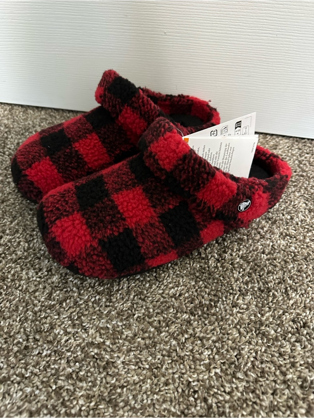 BNWT Crocs Slippers!